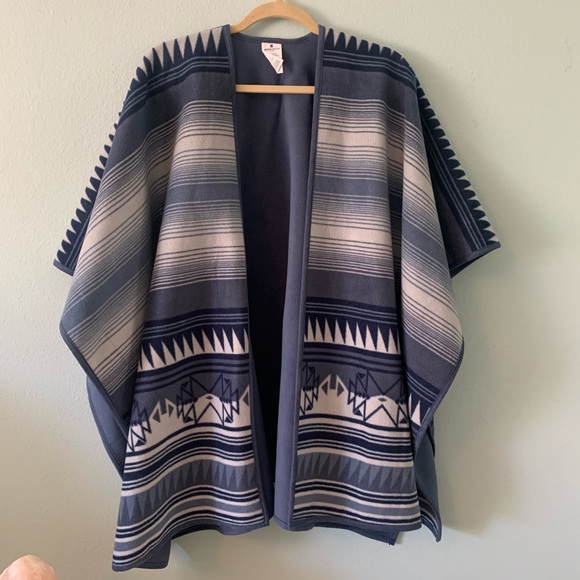 Accessories - Tribal print shall wrap!